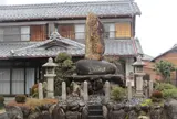 明治天皇聖蹟碑
