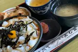 ドライブインよしだ