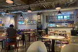 カフェ エトランジェ・ナラッド (Café Etranger Narad)