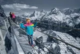 Thrill Walk, Birg