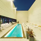 都心の夜景を一望できるビアガーデン「WHITE & SKY」が銀座にオープン