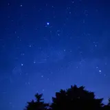 夜景×プロジェクションマッピングで体感できる「夜空のタイムトラベル」開催