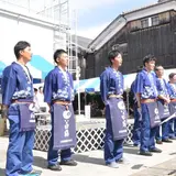 白鶴酒造の蔵開きイベント「酒蔵解放」開催！見学会や野外ステージで酒の製造を知ろう