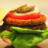 期間限定！神楽坂のハンバーガー専門店【Martiniburger】からビーガン・バーガーが新発売