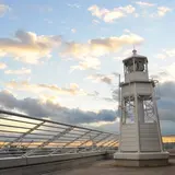 日本で唯一ホテルに建つ公式灯台が恒例の一般公開！11月1日灯台の日に神戸メリケンパークオリエンタルホテルにて