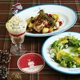 「チャーリー・ブラウンのクリスマス」開催！PEANUTS CafeとDINERでクリスマスメニューを提供