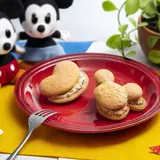 東京ばな奈とディズニー初の共同スイーツショップ第1号店がグランドオープン！