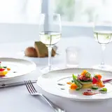 三浦海岸“河津桜まつり”✕“水平線と富士山ビュー”のマリーナレストランで春の食材が織りなす特別コース