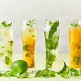 世界の料理を東京ベイで楽しめる夏季限定のビアガーデンが開催！レインボーブリッジのきらめく夜景を一望