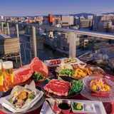 【福岡中洲の絶景スポット】ラグジュアリーな天空テラスで楽しむBBQプリフィックスプラン開催中