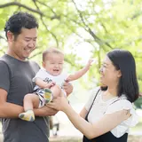 優しい家族の笑顔が写し出された家族写真家による作品展『エガオノキオク』」が中野で開催！