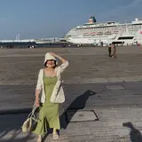 うで