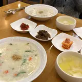 大汝(テヨ)粥専門飲食店/テヨチュッチョンムンウムシクチョム/대여죽전문음식점