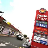 イナラ