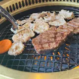 焼肉亭 ハピネス村