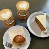 オクサワ・ファクトリー・コーヒー・アンド・ベイクス
