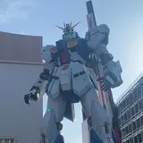 実物大νガンダム立像「RX-93ffνガンダム」