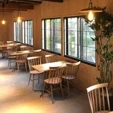 Cafe Dining LÜDERA (ルデラ)