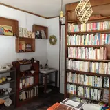 Greenpoint books & things