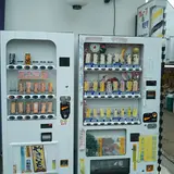 三輪そうめん流し前クレープ自販機