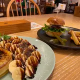 CALULU CAFE (カルル カフェ)