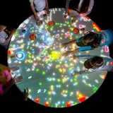 お絵かきタウン 小人が住まうテーブル