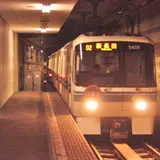 三宮・花時計前駅
