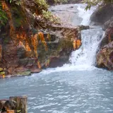 大湯沼川天然足湯