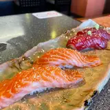 志代ずし