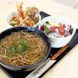 すずや