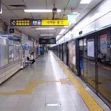 Sookmyung Women's Univ. Station Exit 7