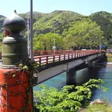 万代橋