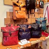 C'omodo plust　根津本店