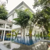 LEPIC Villa Hotel