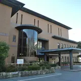 鶴舞中央図書館