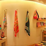 風呂敷専門店・京都唐草屋