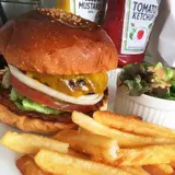 ハリウッドバーガー