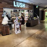 現代百貨店 新村店