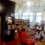 カモシカ書店