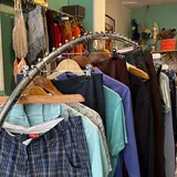 HEADLESS Paris - vintage shop