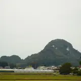 深岩