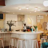 EENY breakfast & shop