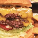 ＣＥＮＴＥＲ４・ＨＡＭＢＵＲＧＥＲＳ