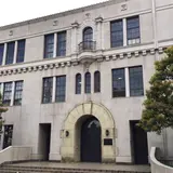 東洋英和女学院