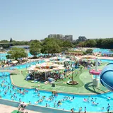 昭和記念公園 レインボープール
