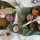 南インドの定食と軽食 三燈舎