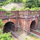 蝉丸跨線橋（上関寺トンネル）