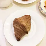 ブレドール 逗子駅前店