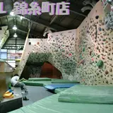 Ｔウォール・クライミングジム