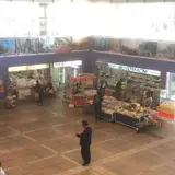 元町港船客待合所